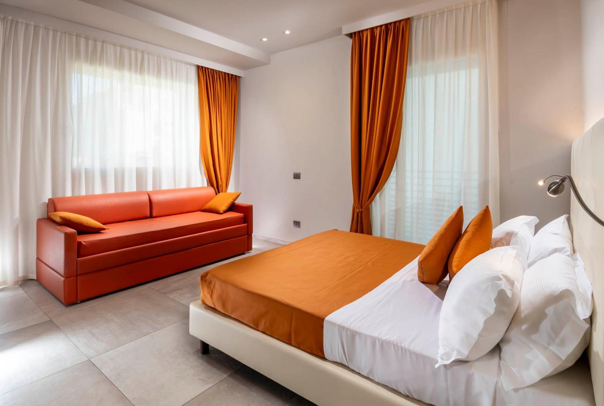 B&B Primrose Residence Hotel ริมินี ภายนอก รูปภาพ