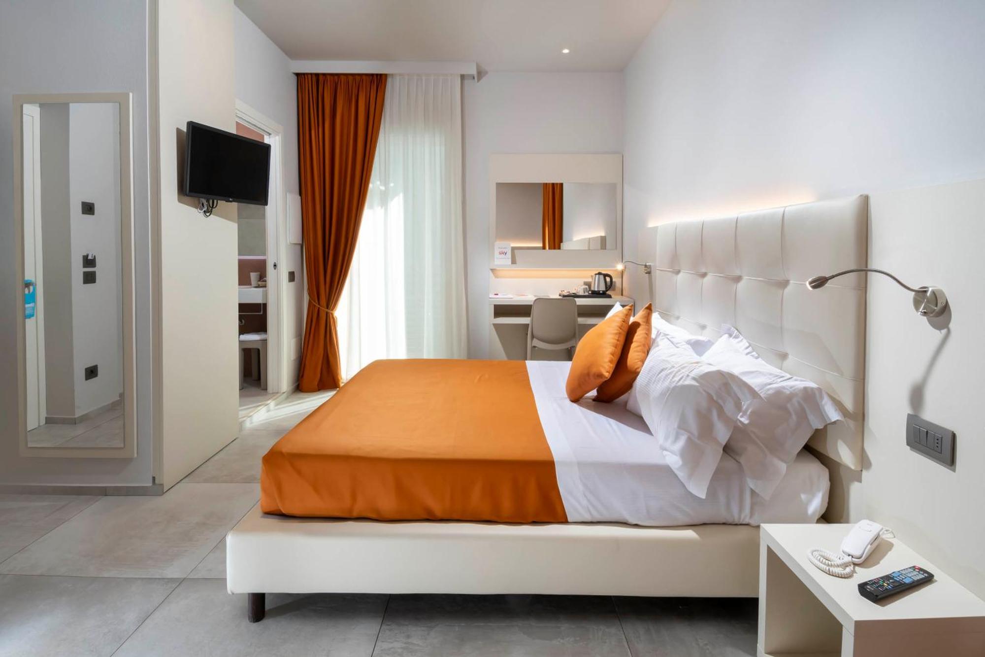 B&B Primrose Residence Hotel ริมินี ภายนอก รูปภาพ