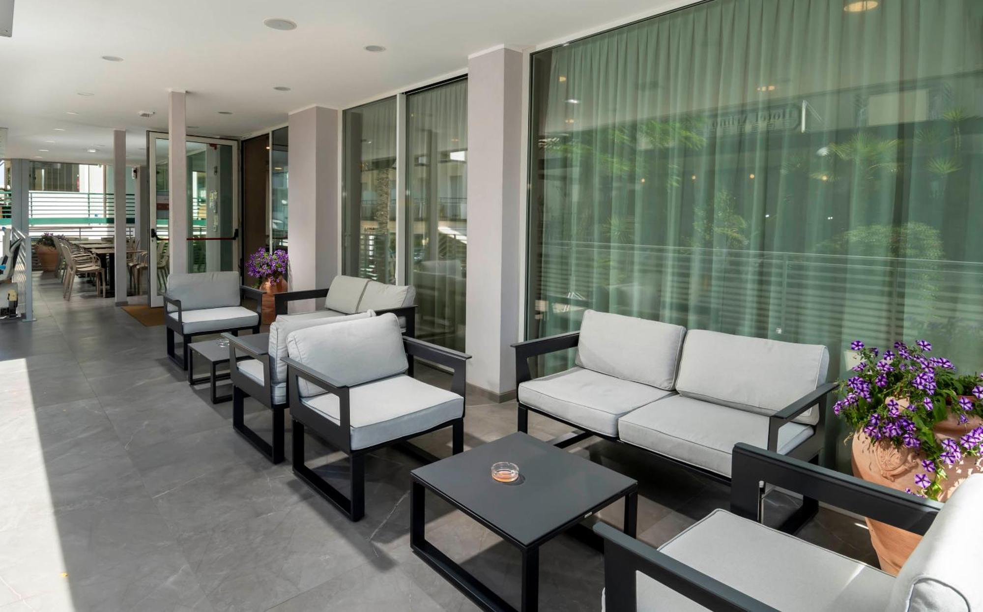 B&B Primrose Residence Hotel ริมินี ภายนอก รูปภาพ